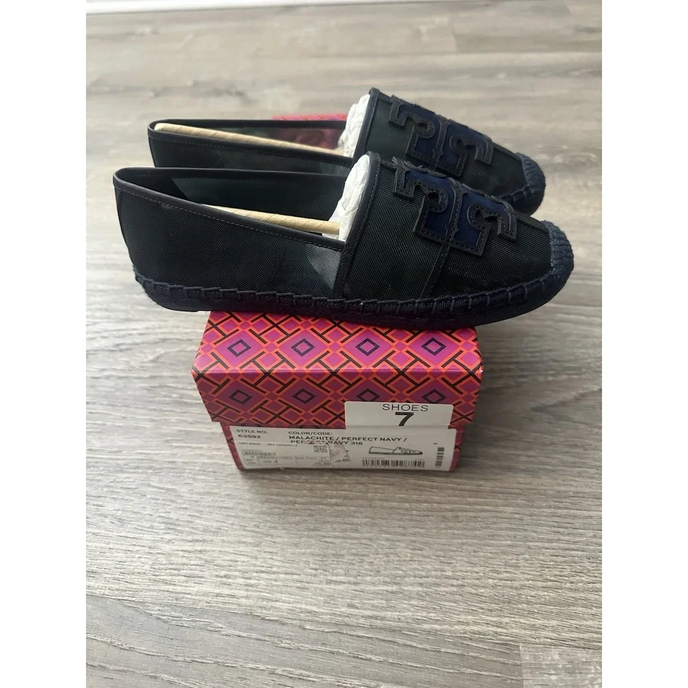 tory burch ines espadrille Women's Size 6 Shoes Flats